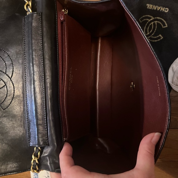 Authentic Vintage Chanel Handbag. $2,000.00 - Picture 5 of 16